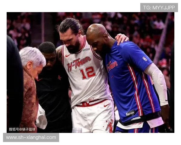 2016年NBA季后赛鹈鹕与火箭激战回顾精彩瞬间与关键时刻分析